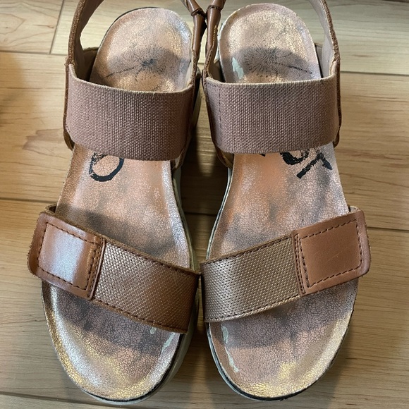 OTBT Shoes - OTBT Nova wedges platform sandals Copper Bronze 7 shoe